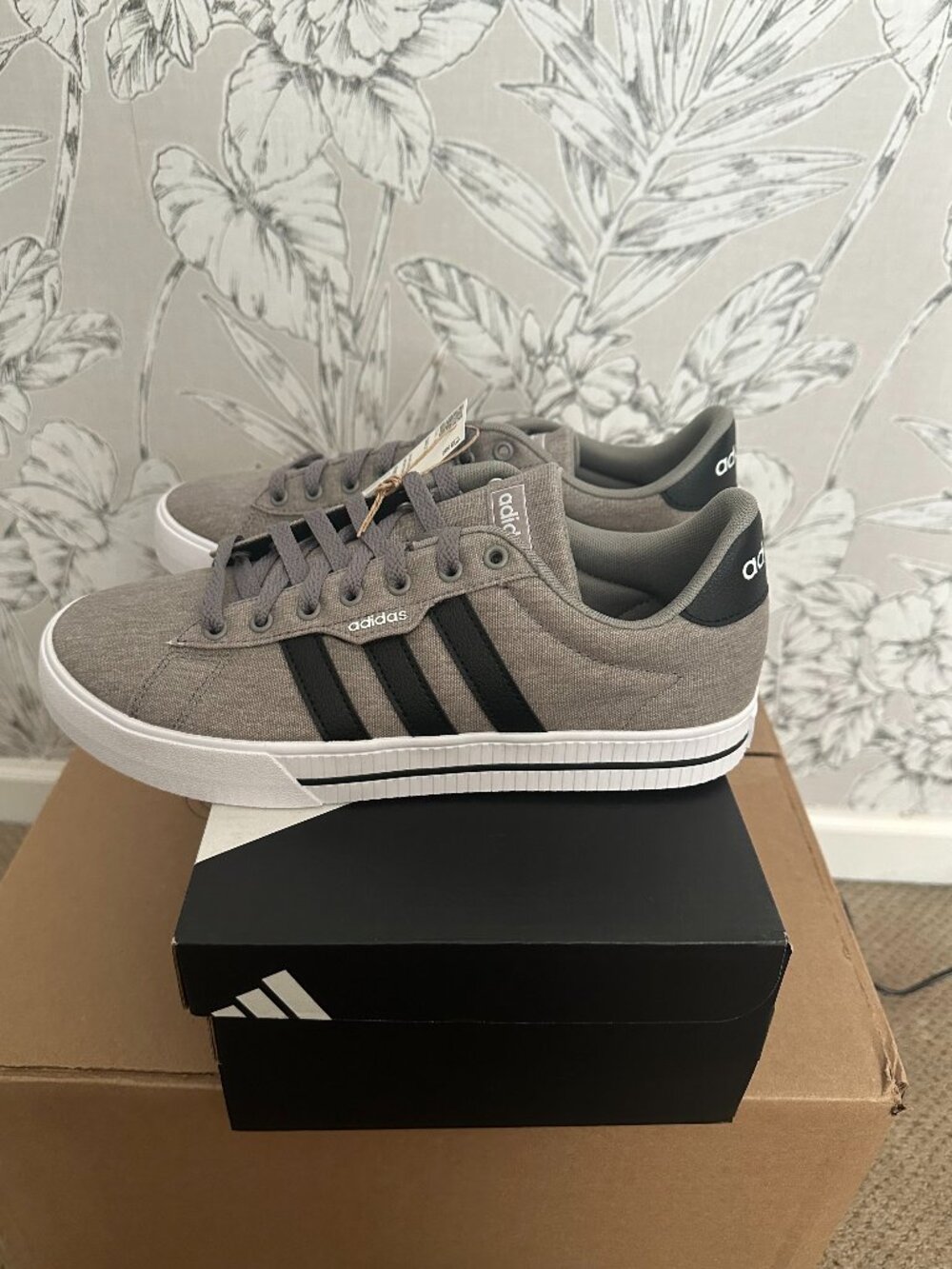 Adidas Daily 3.0 Gray Black Canvas Sneakers Men’s 8 NWT